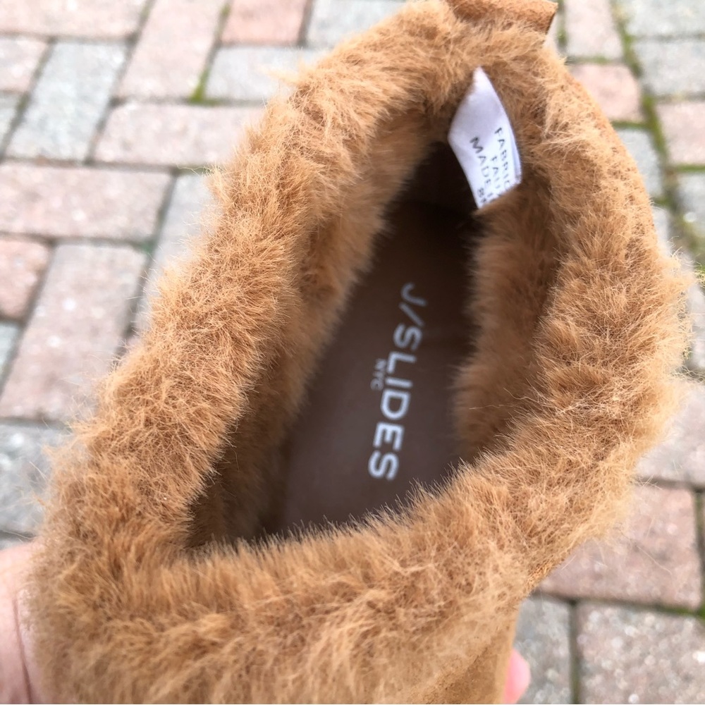 Suede Water Resistant Ankle Booties 🤎🤎 - Picture 10 of 15